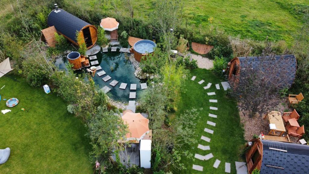 Dragonfly Glamping Spa Retreat Ashford  Exterior foto